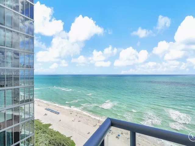 Apartment for sale  Unit #1808 - photo 6720685