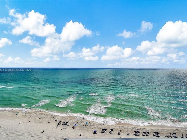 Apartment for sale  Unit #1808 - photo 6720694