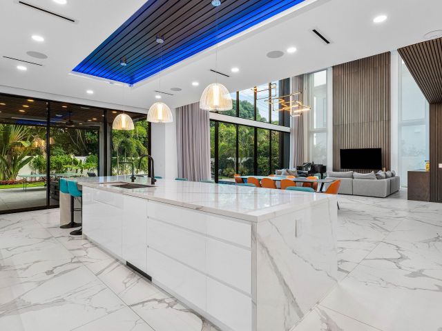 Home for sale at 245 NE 6th Court - photo 6749349