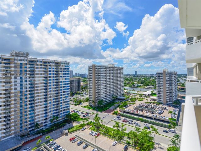 1-bedroom condo for rent in Hallandale Beach - 1950 S Ocean Dr 19A - MondialRealty