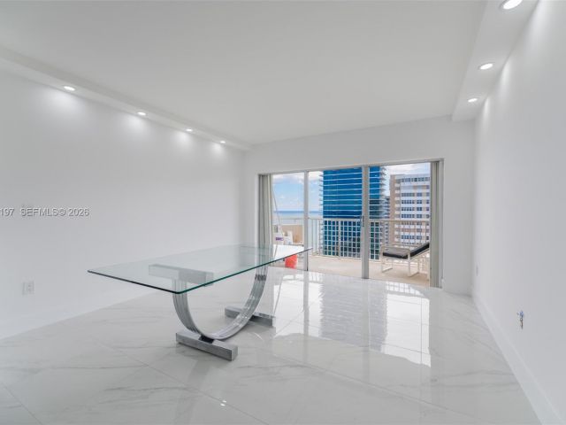 1-bedroom condo for rent in Hallandale Beach - 1950 S Ocean Dr 19A - MondialRealty