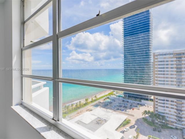1-bedroom condo for rent in Hallandale Beach - 1950 S Ocean Dr 19A - MondialRealty