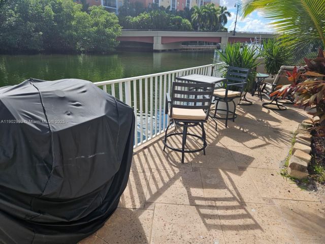 Apartment for sale  Unit #409 - photo 7435152