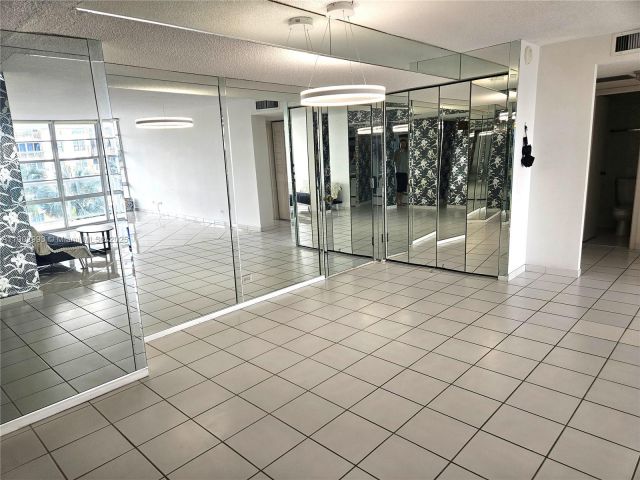 Apartment for sale  Unit #409 - photo 7435153