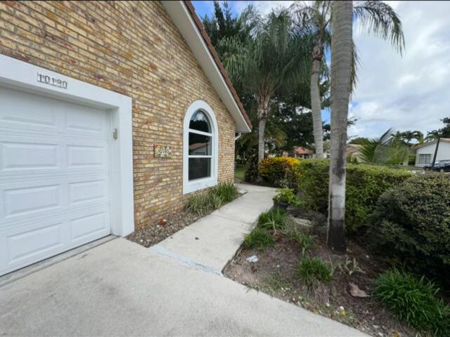 Home for sale at 10180 Camelback Lane - photo 6749461