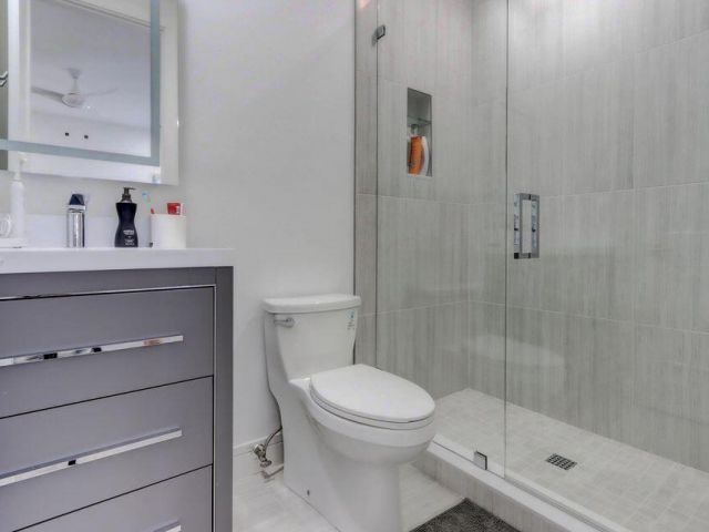 Home for rent at 4188 NW 53rd Street - photo 6749680