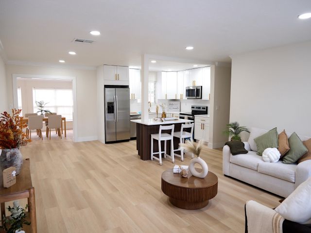 Home for sale at 1084 SW 4th Avenue - photo 6752083