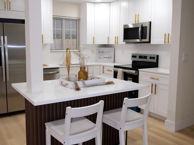 Home for sale at 1084 SW 4th Avenue - photo 6752086