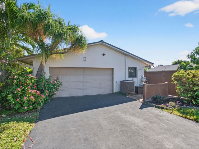 Home for sale at 714 Heron Drive - photo 6745162