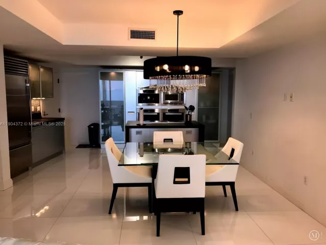 2-bedroom condo for sale in Sunny Isles Beach - 18201 Collins Ave 5104 - MondialRealty