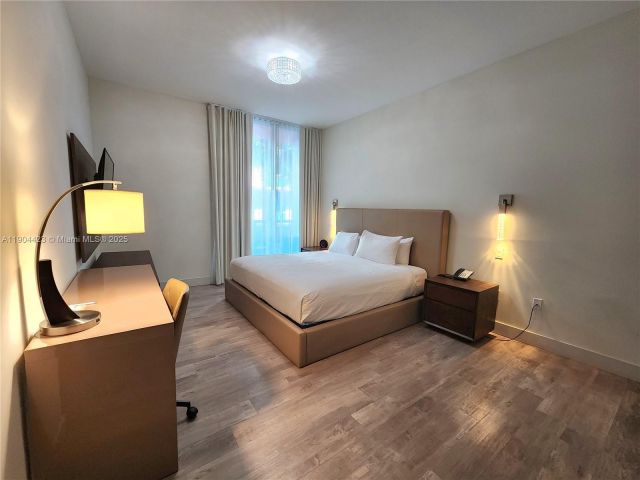 1-bedroom condo for rent in Hollywood - 777 N Ocean Dr S207 - MondialRealty