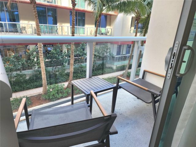 1-bedroom condo for rent in Hollywood - 777 N Ocean Dr S207 - MondialRealty