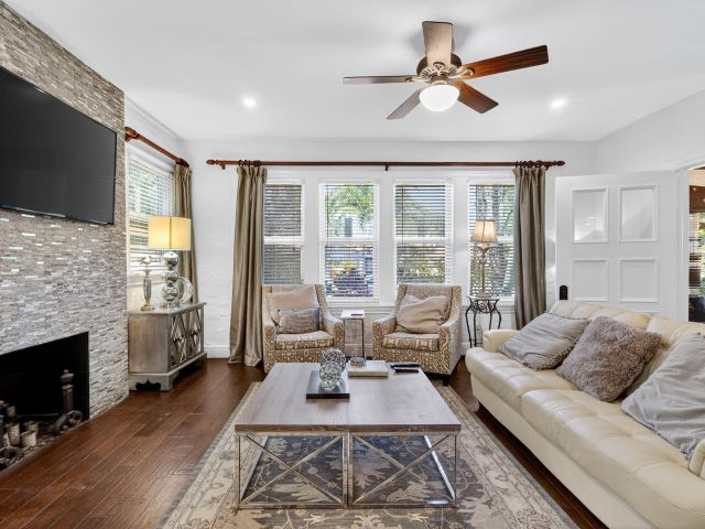 Home for sale at 516-520 34th Street - photo 6716528