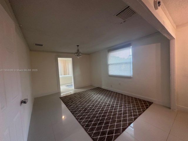 3-bedroom home for rent in Fort Lauderdale - 2898 NW 6th Ct - MondialRealty