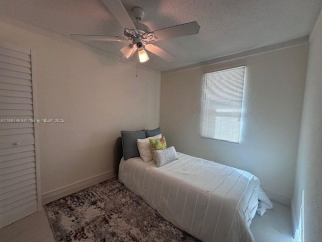 3-bedroom home for rent in Fort Lauderdale - 2898 NW 6th Ct - MondialRealty