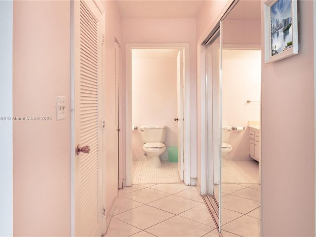 Apartment for rent  Unit #508 - photo 7446983