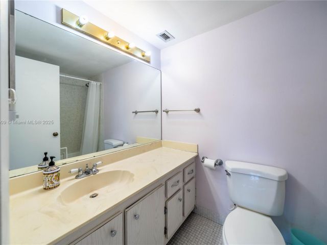 Apartment for rent  Unit #508 - photo 7446984