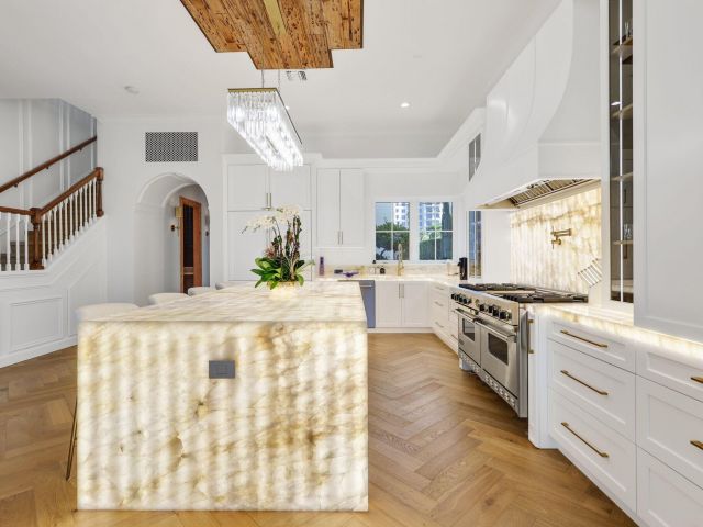 Home for sale at 340 E Royal Palm Road - photo 6749562