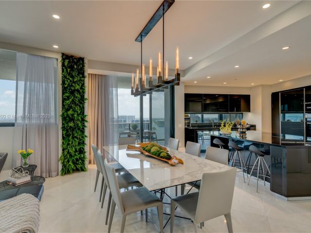 Apartment for rent  Unit #2403 - photo 6720378