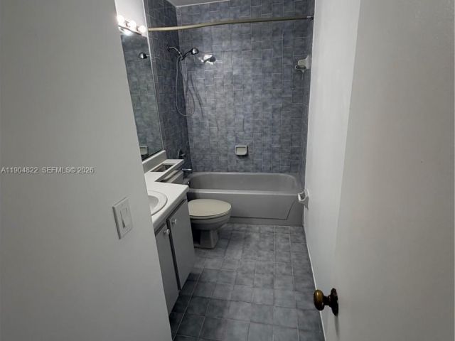 3-bedroom home for sale in Miami - 12059 SW 10th St 201 - MondialRealty