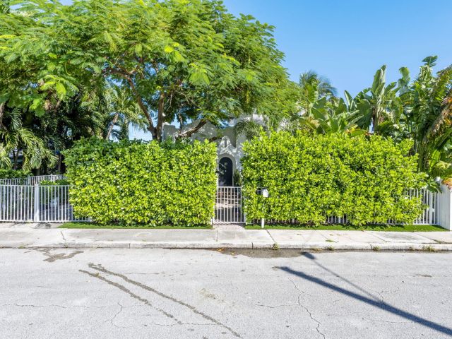 Home for rent at 715 Kaye Street - photo 6734652