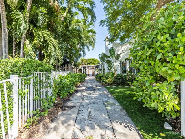 Home for rent at 715 Kaye Street - photo 6734653