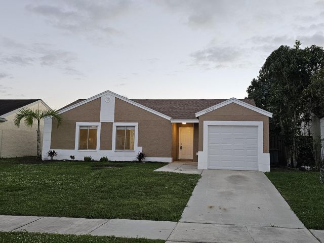 Home for sale at 18974 Cloud Lake Circle - photo 6748985