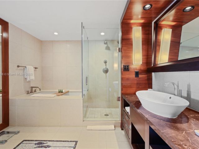 Apartment for rent  Unit #517 - photo 6720916