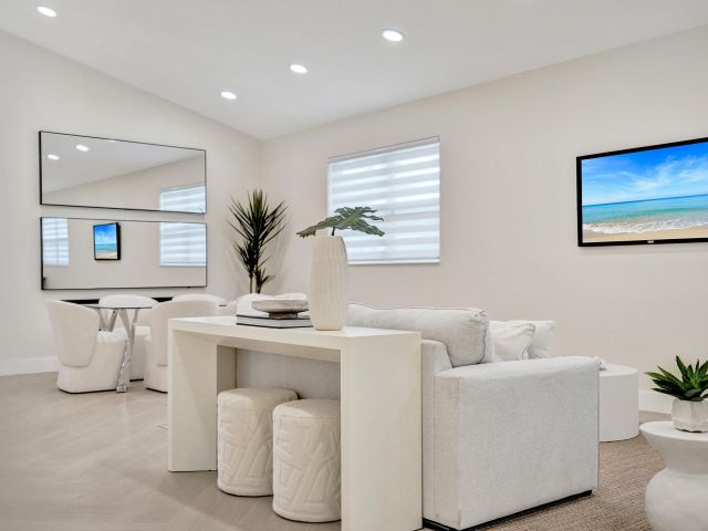 Home for sale at 13642 Breton Lane - photo 6719828