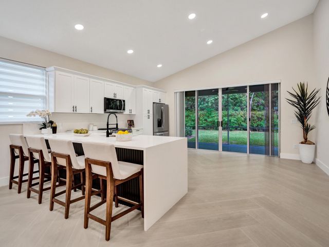 Home for sale at 13642 Breton Lane - photo 6719837