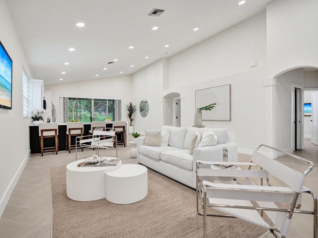 Home for sale at 13642 Breton Lane - photo 6719839