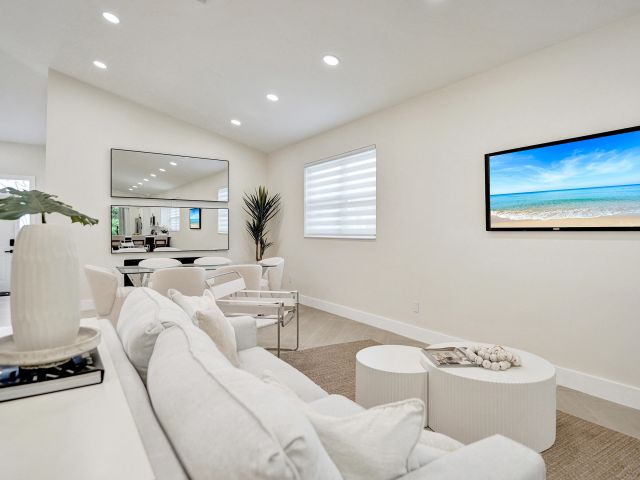 Home for sale at 13642 Breton Lane - photo 6719840