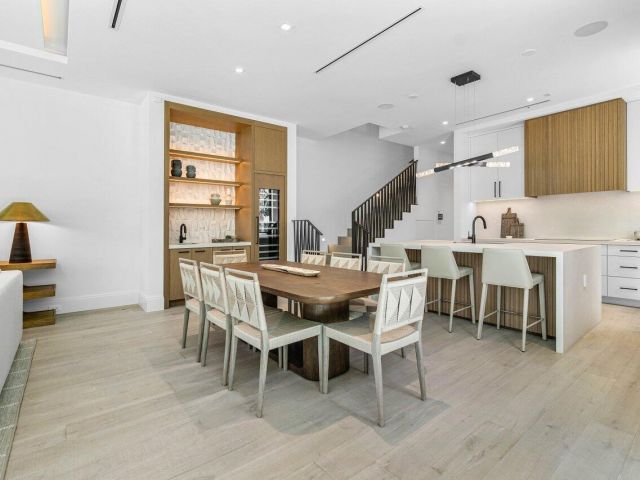 Home for rent at 512 NE 7th Avenue - photo 6719818