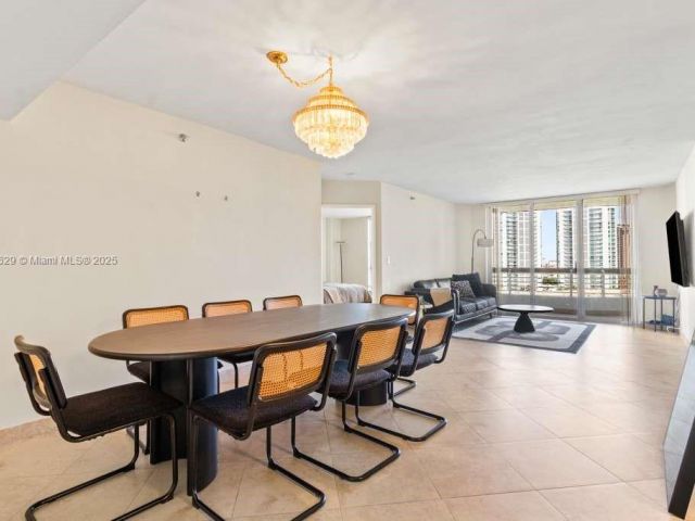 Apartment for sale  Unit #1209 - photo 7438208