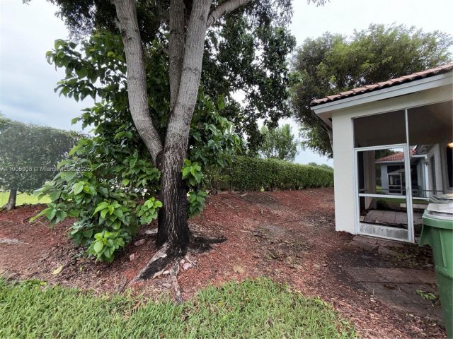 3-bedroom home for sale in Homestead - 540 SE 23rd Ln - MondialRealty