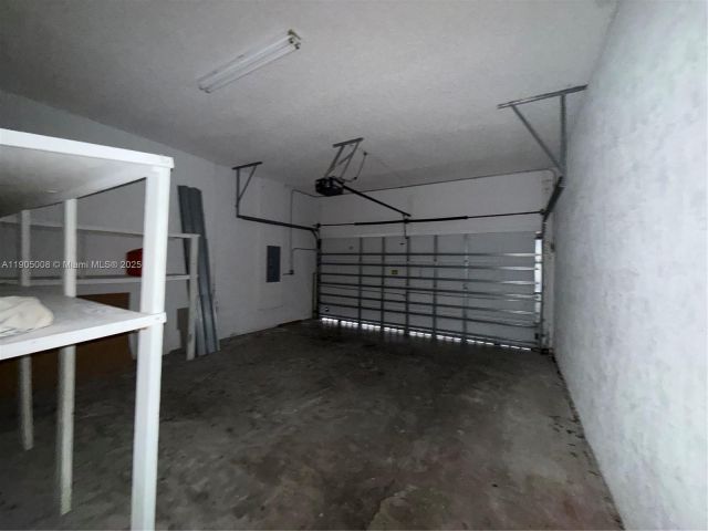 3-bedroom home for sale in Homestead - 540 SE 23rd Ln - MondialRealty