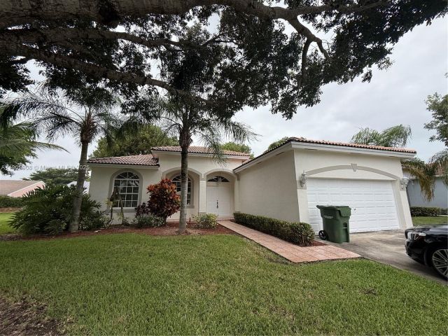 3-bedroom home for sale in Homestead - 540 SE 23rd Ln - MondialRealty