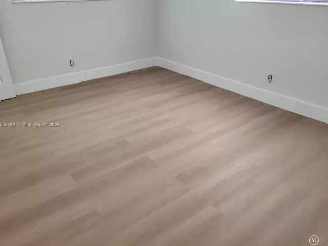 3-bedroom home for sale in Deerfield Beach - 651 SW 14th St - MondialRealty