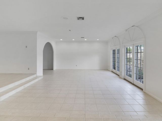 Home for sale at 3040 NE 40th Street - photo 6765728