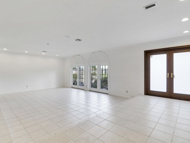 Home for sale at 3040 NE 40th Street - photo 6765730