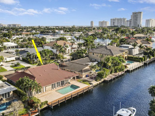 Home for sale at 3040 NE 40th Street - photo 6765734