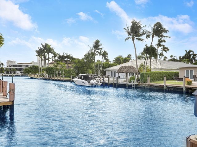 Home for sale at 3040 NE 40th Street - photo 6765738