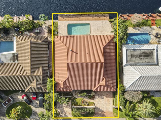 Home for sale at 3040 NE 40th Street - photo 6765739