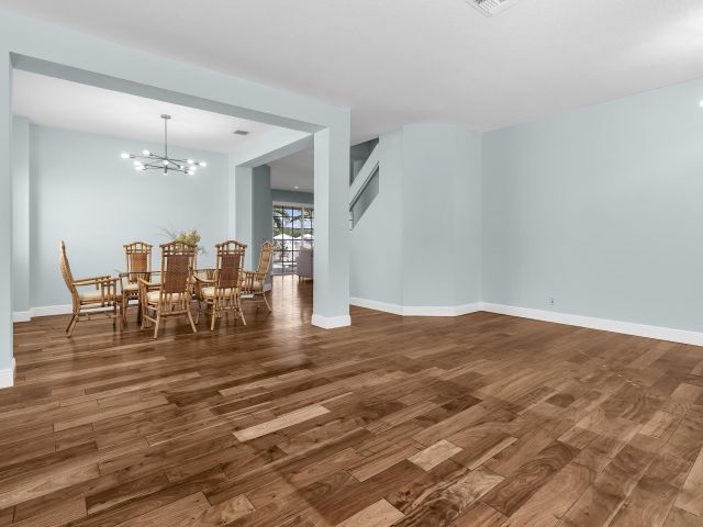 Home for sale at 1219 Avondale Lane - photo 6722127