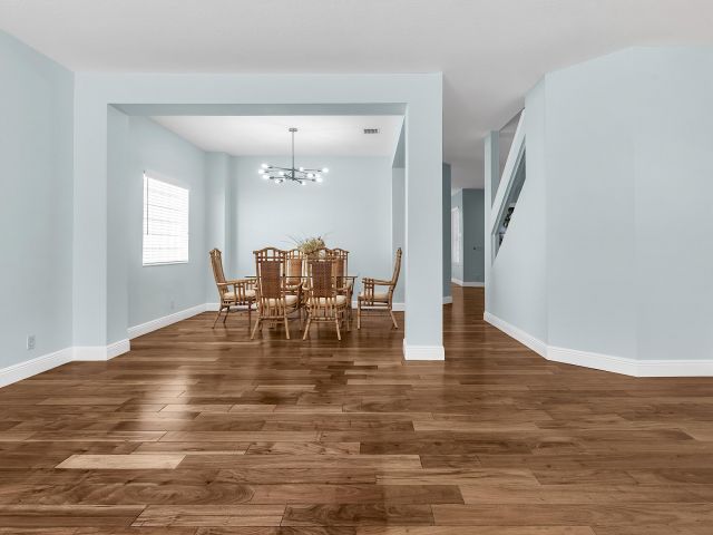 Home for sale at 1219 Avondale Lane - photo 6722128