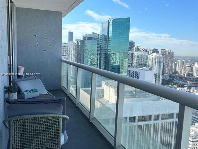 Apartment for rent  Unit #4607 - photo 7433584