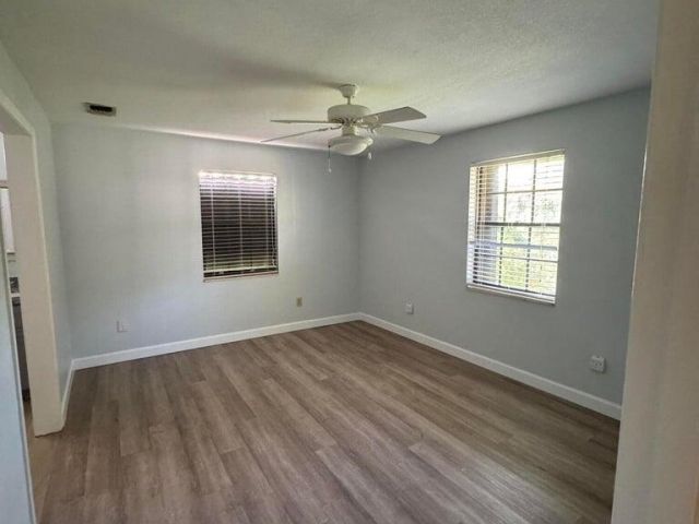 Home for rent at 13529 42nd Road N - photo 6722134