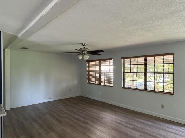 Home for rent at 13529 42nd Road N - photo 6722135