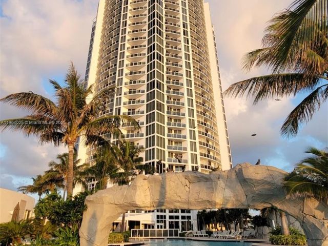 condo for sale in Sunny Isles Beach - 18001 Collins Ave 1608 - MondialRealty