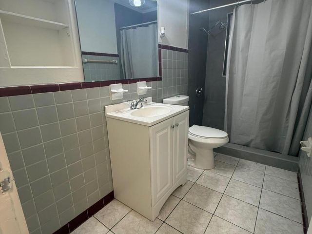 Home for rent at 33 SW 12th Avenue - photo 6919159